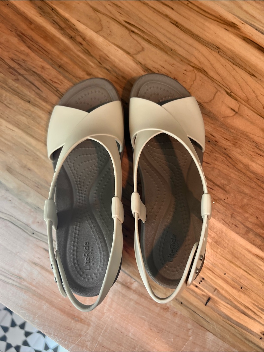 Crocs Brooklyn High Wedge Sandals Bone Taupe LiteRide Comfort Platform Women’s 5 - Picture 5 of 10